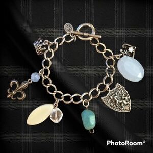 3/$30 SHI BY JOURNEYS Crest Fleur De Lis Crown Charm Castlecore Bracelet